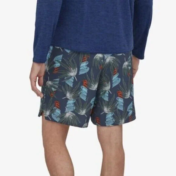 Patagonia Men's Nine Trails 8" Inseam Lined Floral Navy Blue Shorts Sizes S - M - Picture 2 of 5